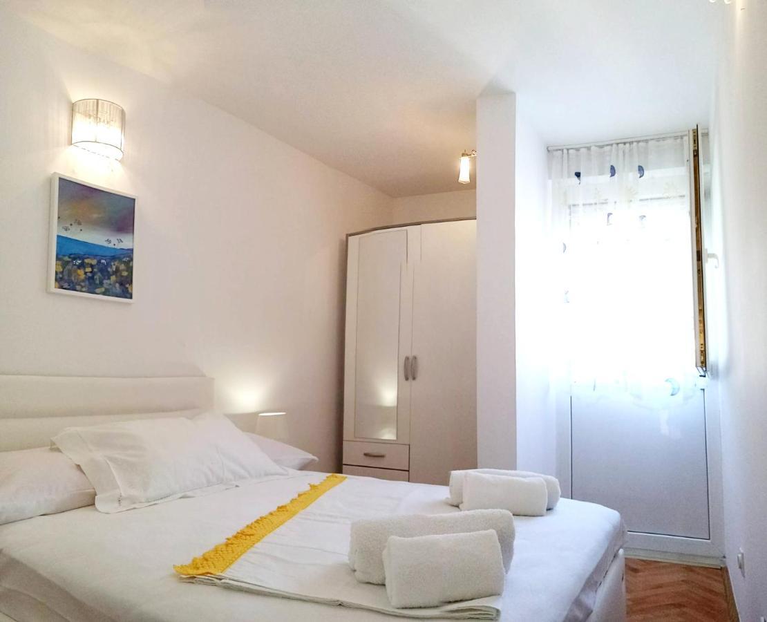 Newly Renovated Apartment "Marin" In The Center! Omis Exterior photo